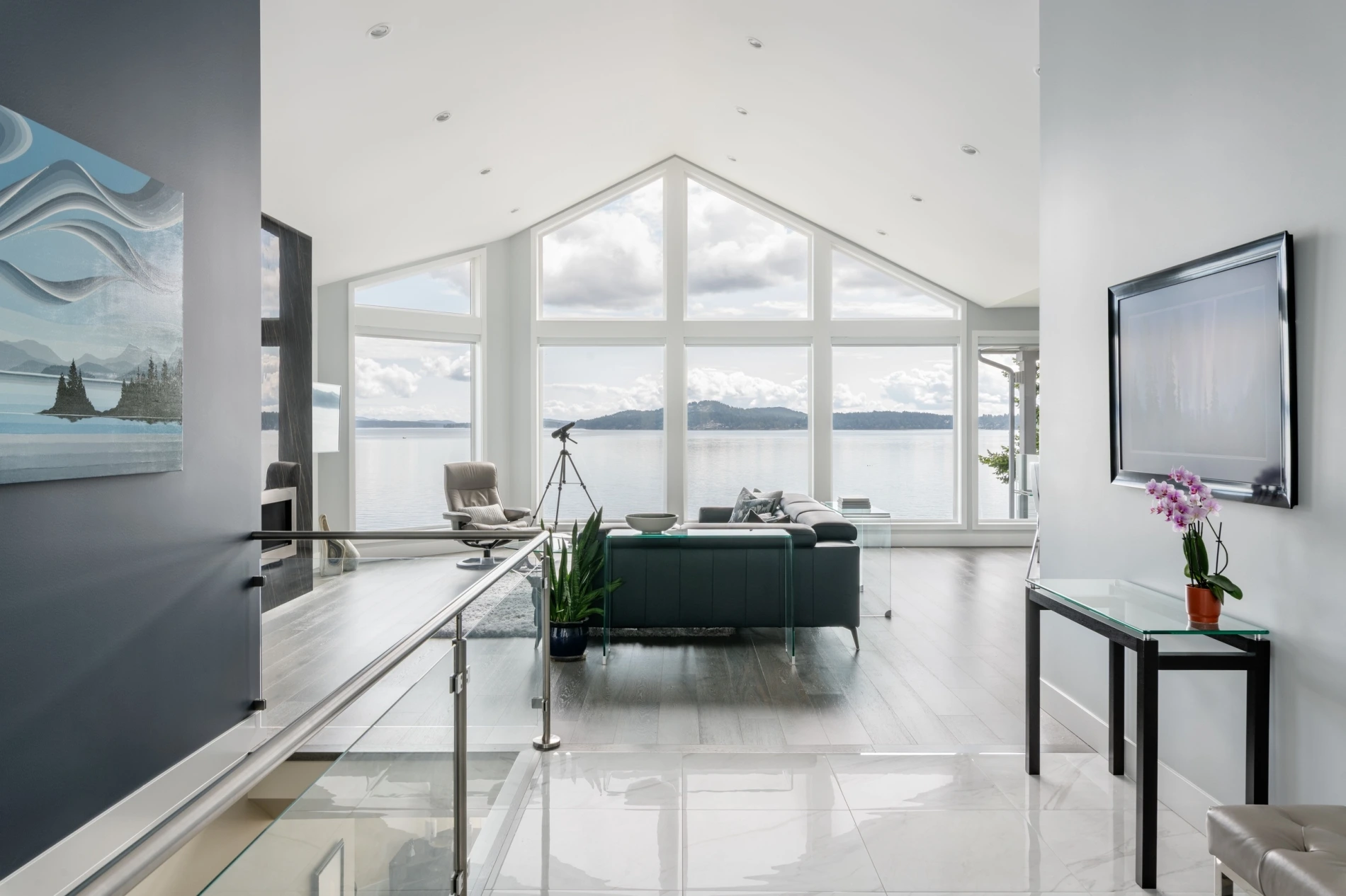 featured image for portfolio project "Oceanfront Executive"